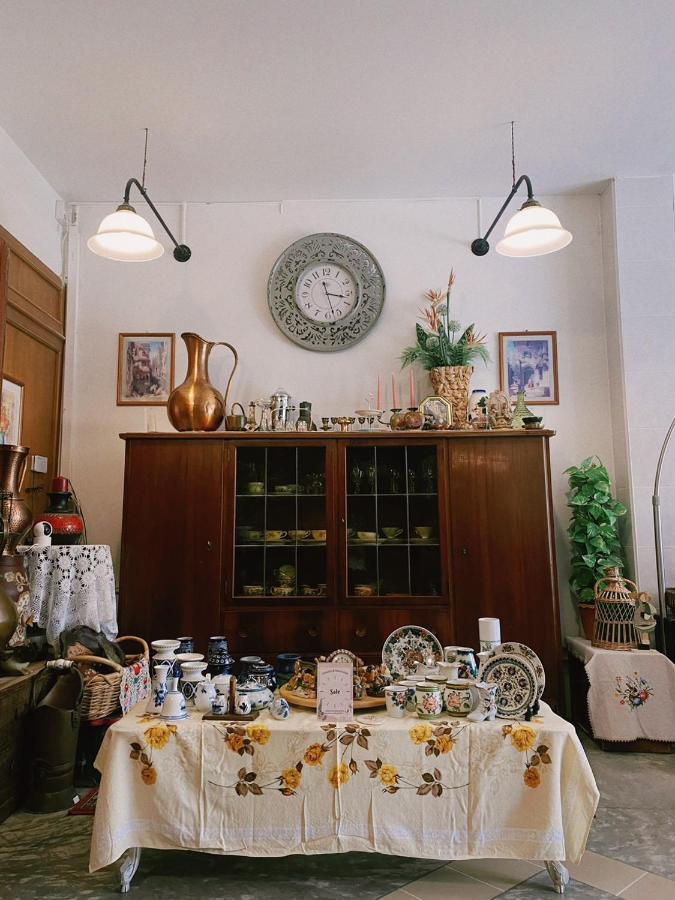 Manee Guesthouse And Record บ้านมานี Chiang Mai Ngoại thất bức ảnh