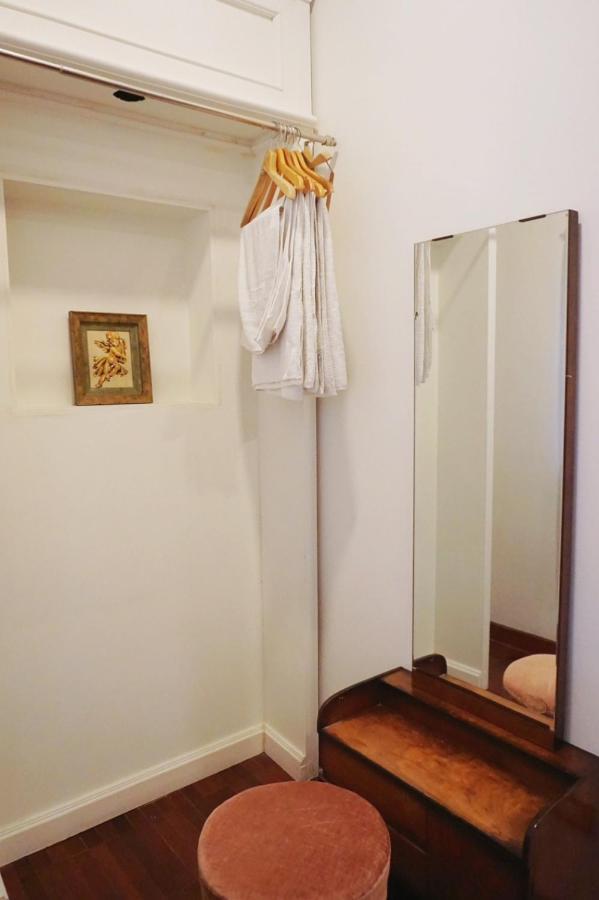 Manee Guesthouse And Record บ้านมานี Chiang Mai Ngoại thất bức ảnh