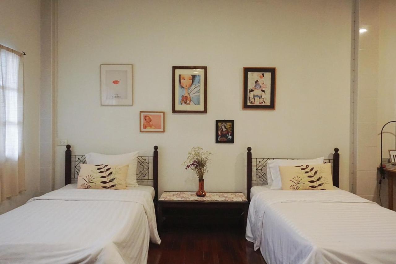 Manee Guesthouse And Record บ้านมานี Chiang Mai Ngoại thất bức ảnh